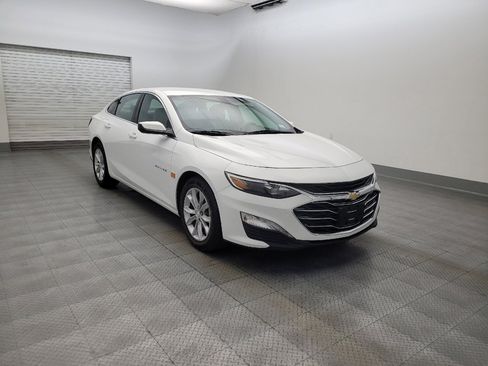 Used 2021 Chevrolet Malibu LT FWD image 13
