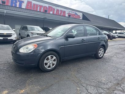 Used 2011 Hyundai Accent GLS w/ Premium Pkg 4