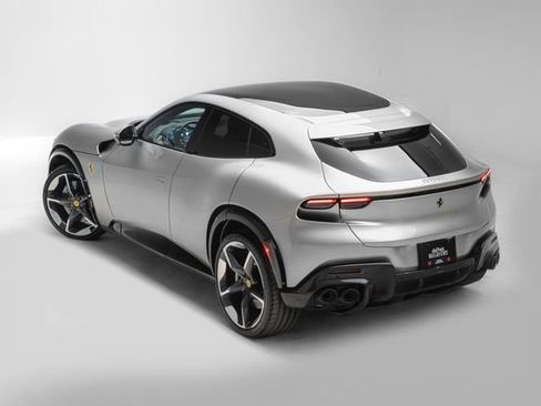 Used 2024 Ferrari Purosangue image 13