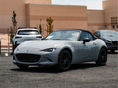 New 2026 MAZDA MX-5 Miata Club w/ Weather Package RWD image 1