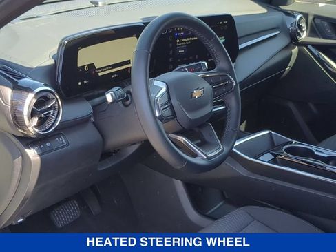 New 2025 Chevrolet Equinox LT w/ Safety and Technology Package FWD image 11