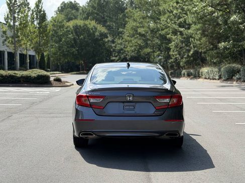 Used 2020 Honda Accord Sport image 6
