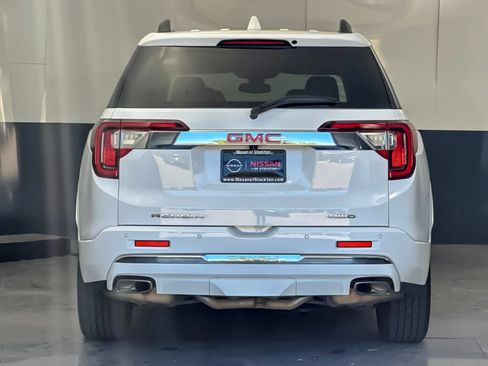 Used 2023 GMC Acadia Denali AWD/4WD image 4