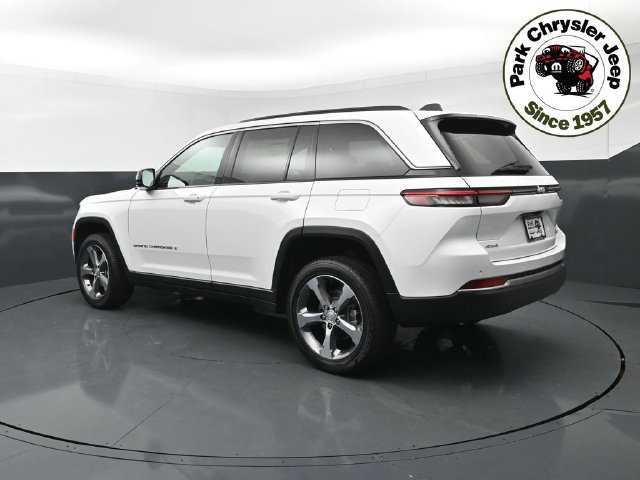 New 2026 Jeep Grand Cherokee Limited AWD/4WD image 4