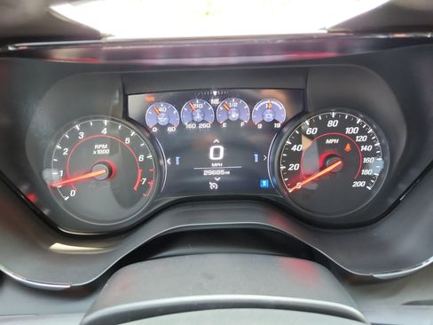 Used 2019 Chevrolet Camaro SS RWD image 25