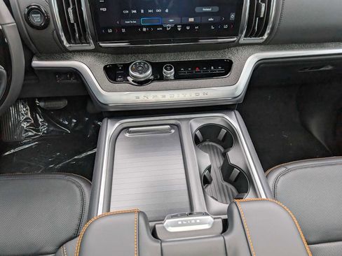 New 2025 Ford Expedition Tremor image 13