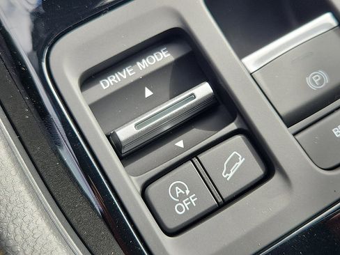 New 2025 Honda Pilot TrailSport image 16