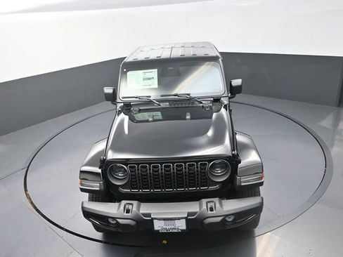 New 2026 Jeep Gladiator Sport AWD/4WD image 13