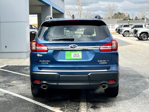 Used 2022 Subaru Ascent Touring image 5