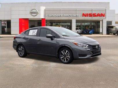 New 2025 Nissan Versa SV w/ Trunk Package