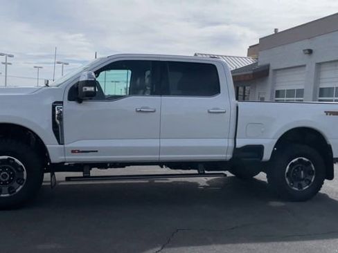 Used 2024 Ford F350 Platinum w/ Tremor Off-Road Package AWD/4WD image 6