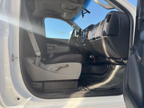 Used 2016 GMC Sierra 2500 4x4 Regular Cab image 23