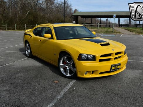 Used 2007 Dodge Charger SRT8 w/ SRT Option Group III image 3