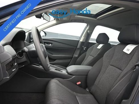 Used 2025 Honda Accord SE image 17