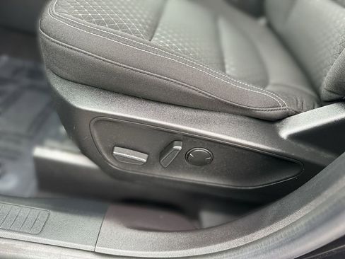 Used 2023 Ford Escape Active image 15