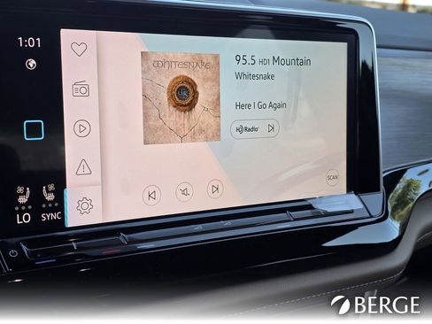 New 2026 Volkswagen Atlas Cross Sport SE image 16