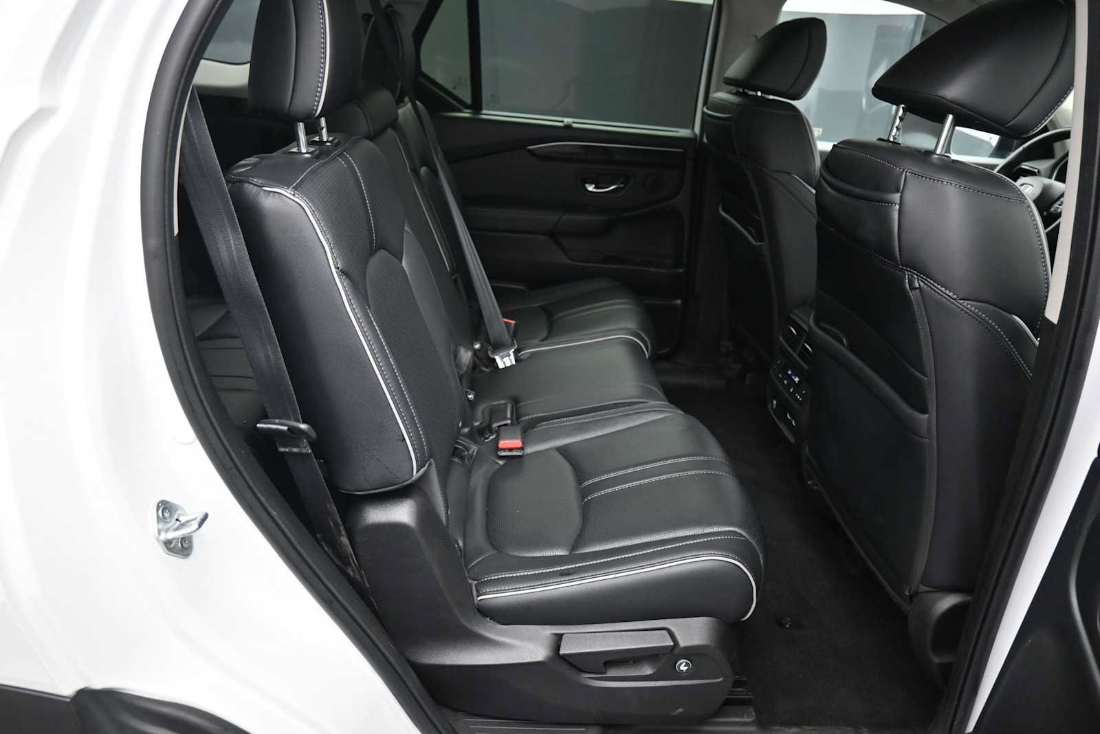 Certified 2023 Honda Pilot Elite image 26