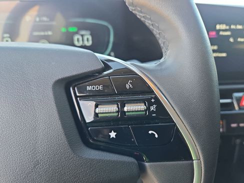 Certified 2023 Kia Niro EX image 23