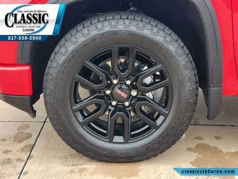 Used 2025 GMC Sierra 1500 Elevation w/ Preferred Package image 23