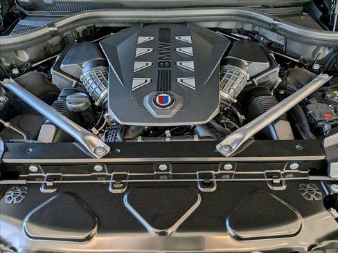 New 2026 BMW ALPINA XB7 AWD/4WD image 19