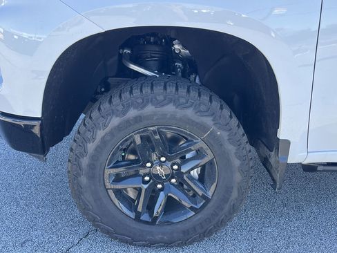 New 2026 Chevrolet Silverado 1500 Custom Trail Boss image 21