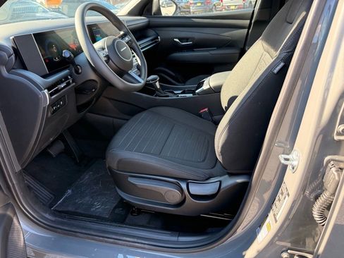 New 2025 Hyundai Santa Cruz SE image 8