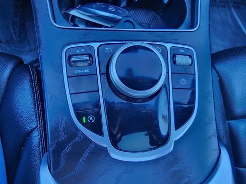 Used 2019 Mercedes-Benz C 300 4MATIC Sedan image 25