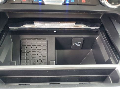 New 2025 Ford F250 Lariat w/ Lariat Ultimate Package image 19