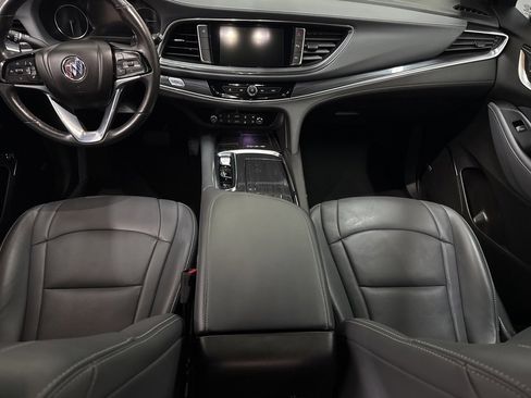 Used 2024 Buick Enclave Premium image 61