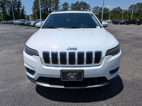Used 2019 Jeep Cherokee Limited AWD/4WD image 10