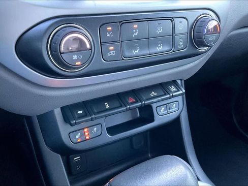 Used 2018 Chevrolet Colorado LT w/ Luxury Package, Chrome image 31