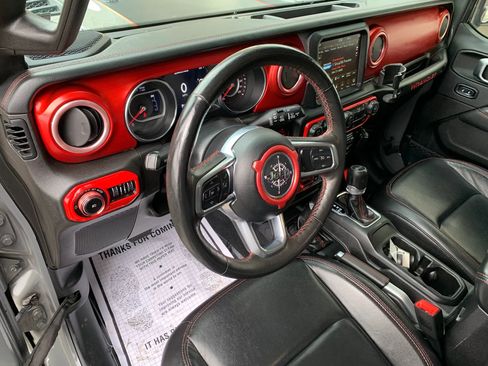 Used 2019 Jeep Wrangler Unlimited Rubicon AWD/4WD image 8