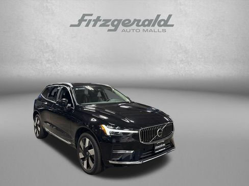 Used 2023 Volvo XC60 T8 Plus w/ Climate Package AWD/4WD image 1