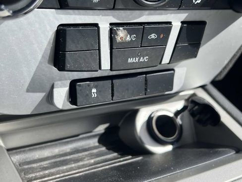 Used 2010 Ford Fusion SE image 29