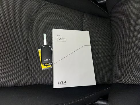 Used 2023 Kia Forte LXS image 13