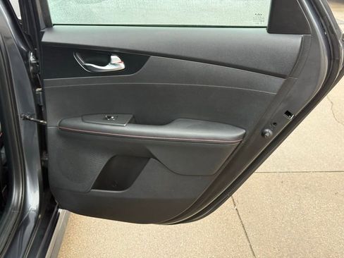 Used 2022 Kia Forte GT image 26