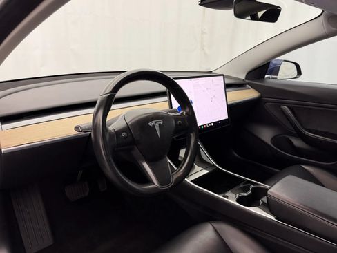 Used 2018 Tesla Model 3 Long Range AWD/4WD image 10