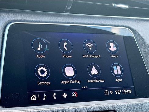 Used 2022 Cadillac XT4 Luxury w/ Cold Weather Package image 14