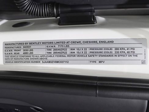Used 2021 Bentley Bentayga AWD/4WD image 52