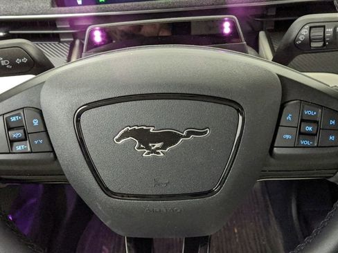 New 2023 Ford Mustang Mach-E Premium image 29