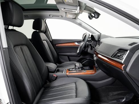 Used 2022 Audi Q5 2.0T Premium Plus w/ Premium Plus Package image 21