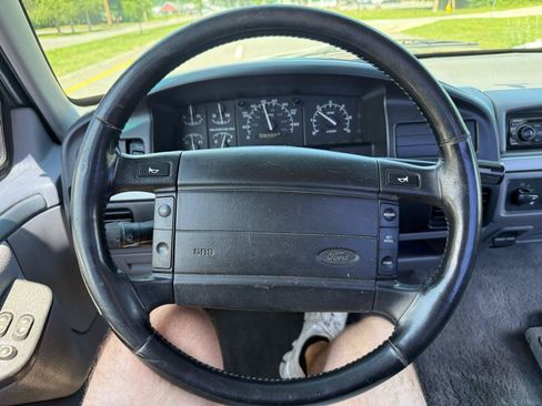 Used 1994 Ford F150 XL RWD image 19