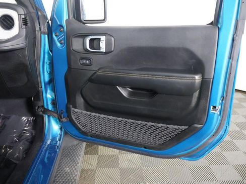 Used 2024 Jeep Wrangler Unlimited Sahara AWD/4WD image 22