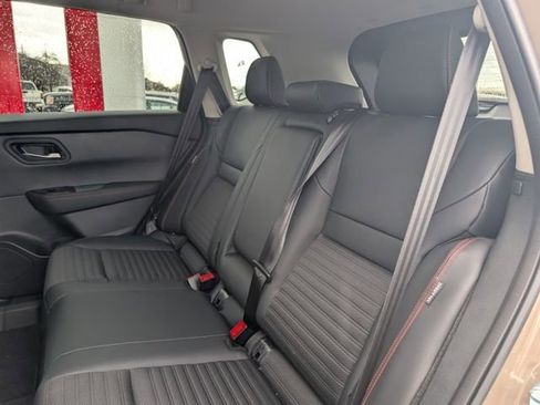 New 2026 Nissan Rogue SV AWD/4WD image 8