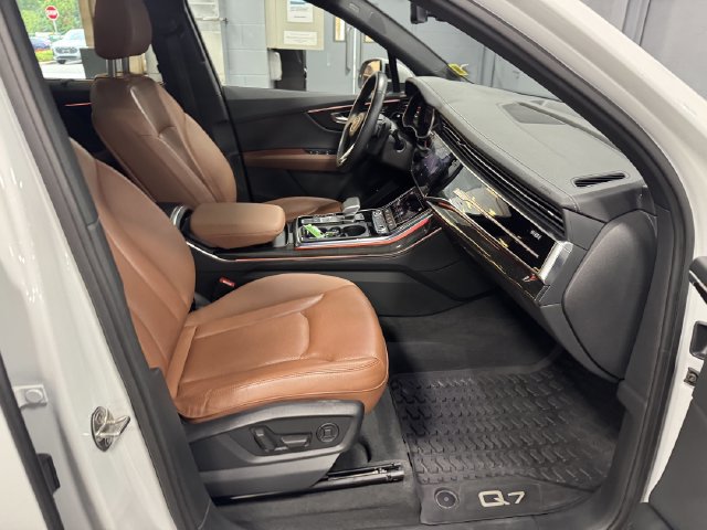 Certified 2023 Audi Q7 3.0T Premium Plus w/ Premium Plus Package AWD/4WD image 33