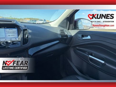 Used 2018 Ford Escape Titanium w/ Ford Safe & Smart Package AWD/4WD image 40
