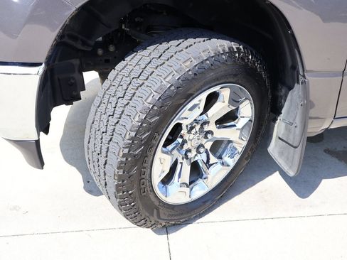 Used 2022 RAM 1500 Big Horn AWD/4WD image 37