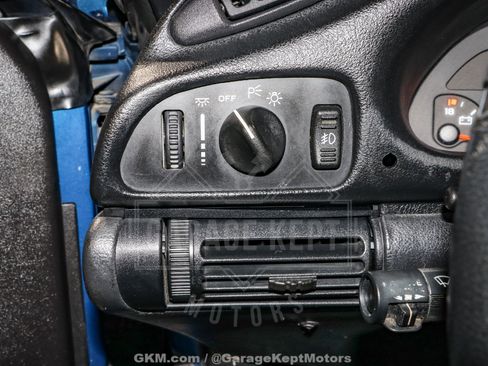 Used 1994 Chevrolet Camaro Z28 image 96