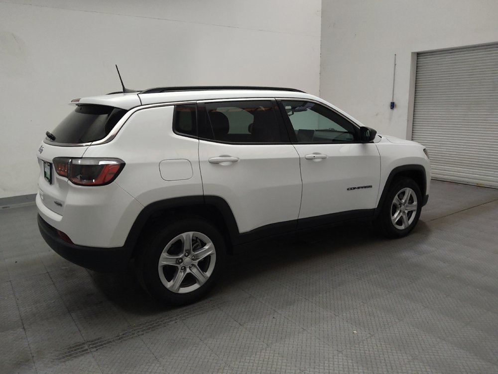 Used 2023 Jeep Compass Latitude AWD/4WD image 10