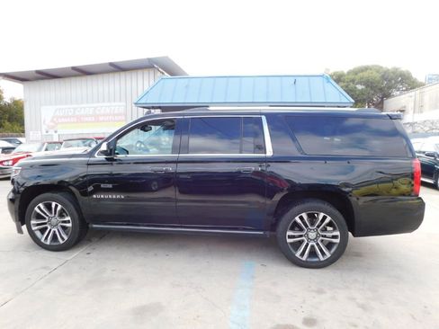 Used 2018 Chevrolet Suburban Premier image 4